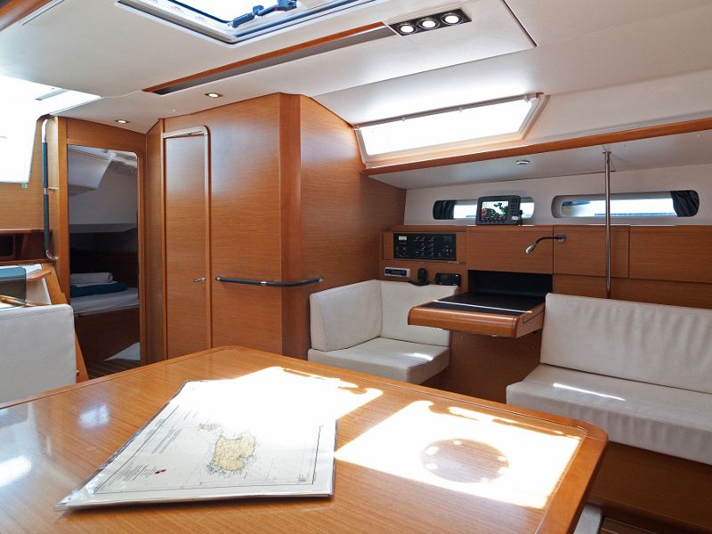 Sun Odyssey 439