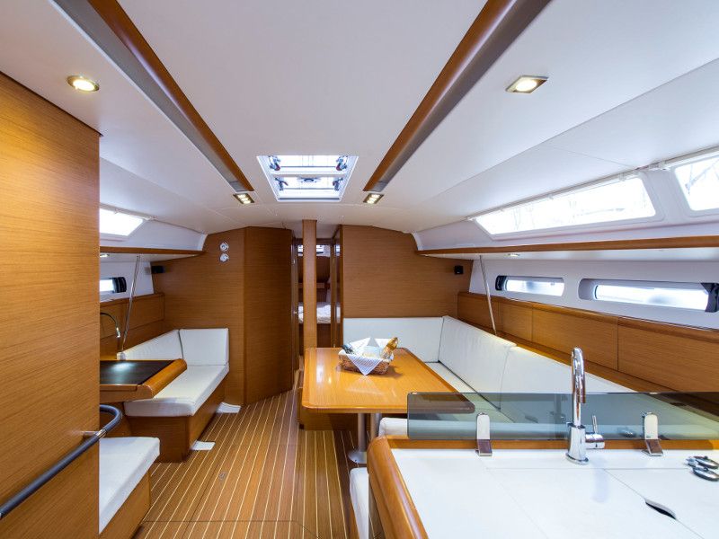 Sun Odyssey 439