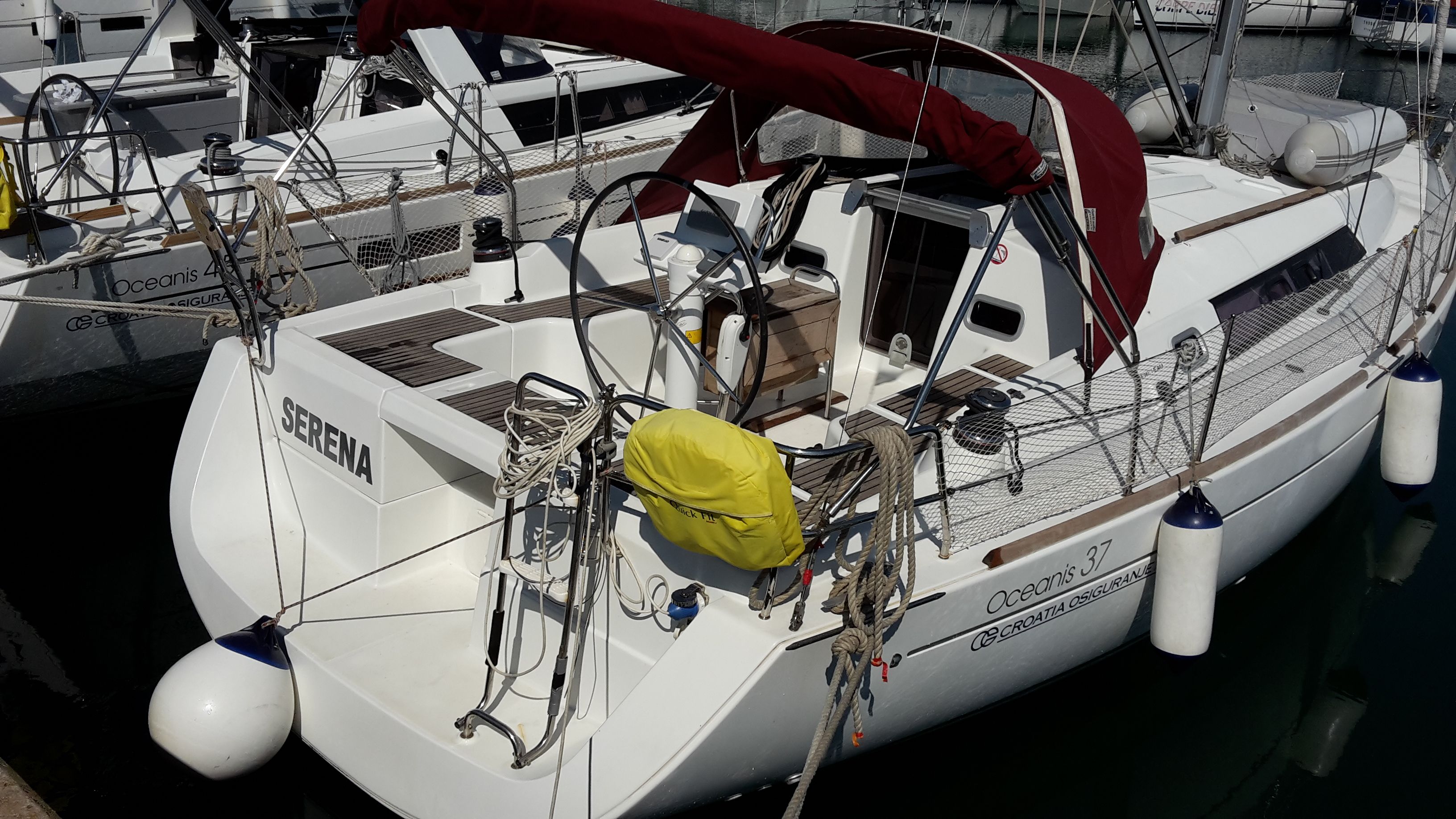 Oceanis 37