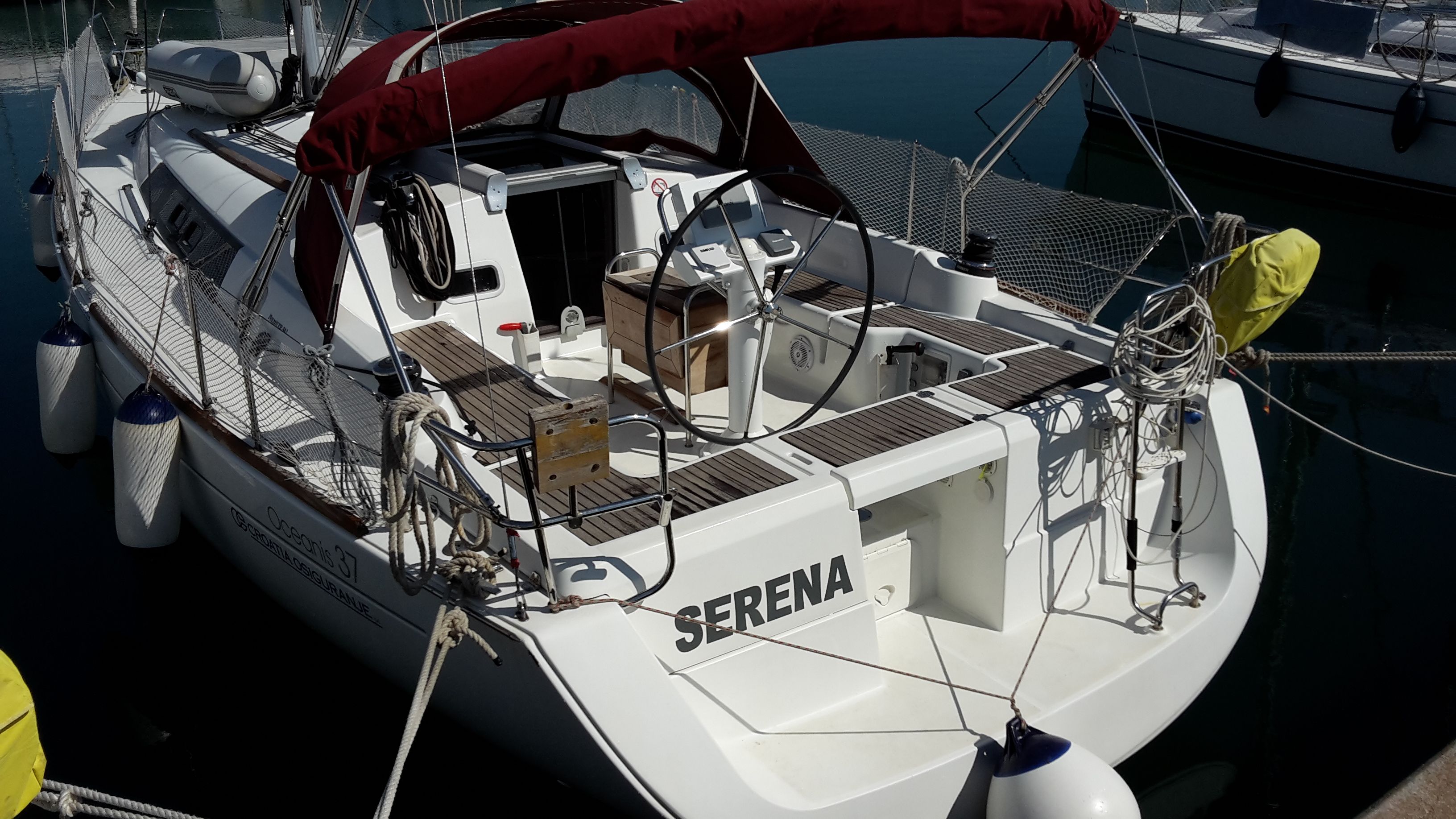 Oceanis 37
