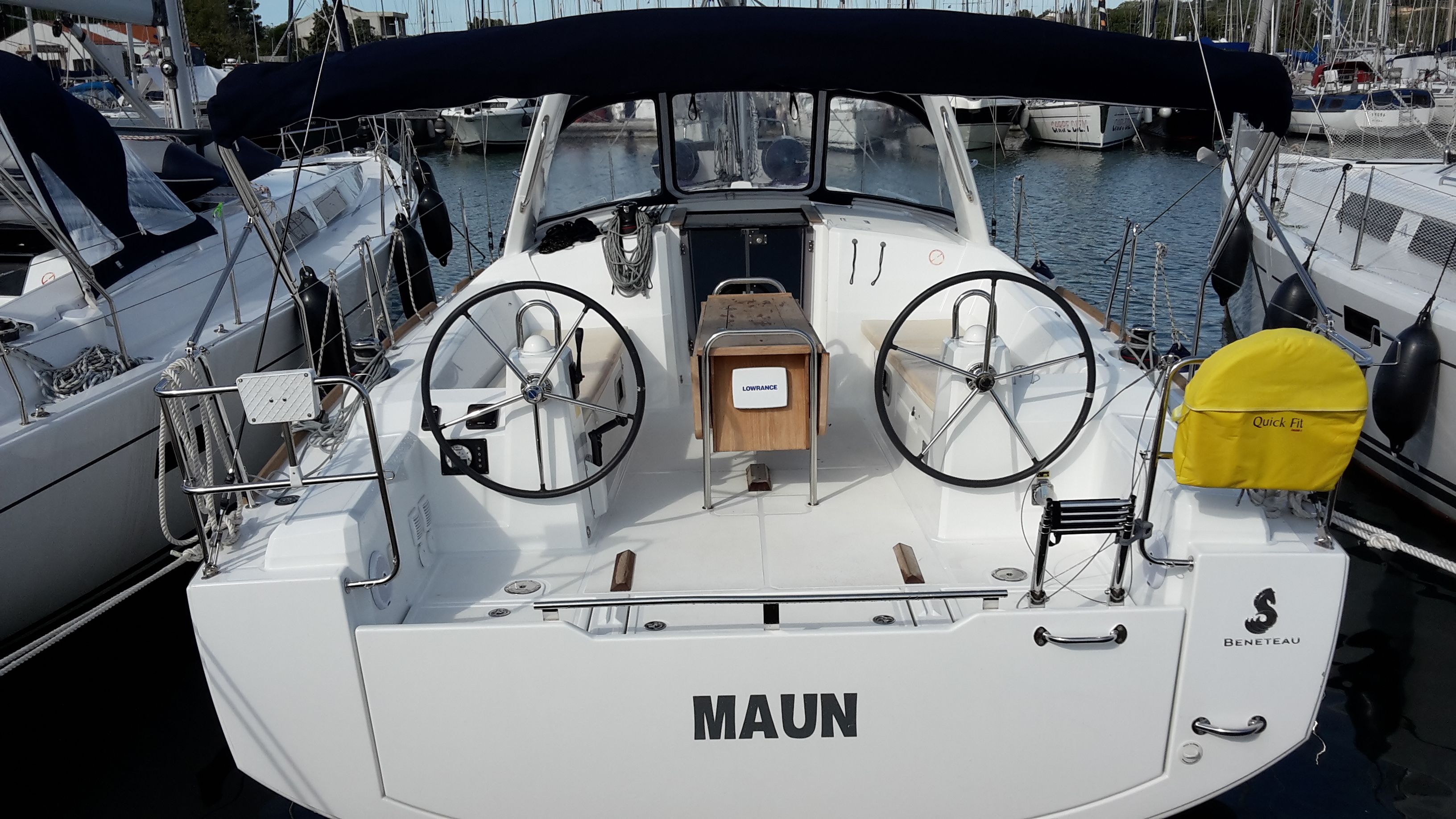 Oceanis 38