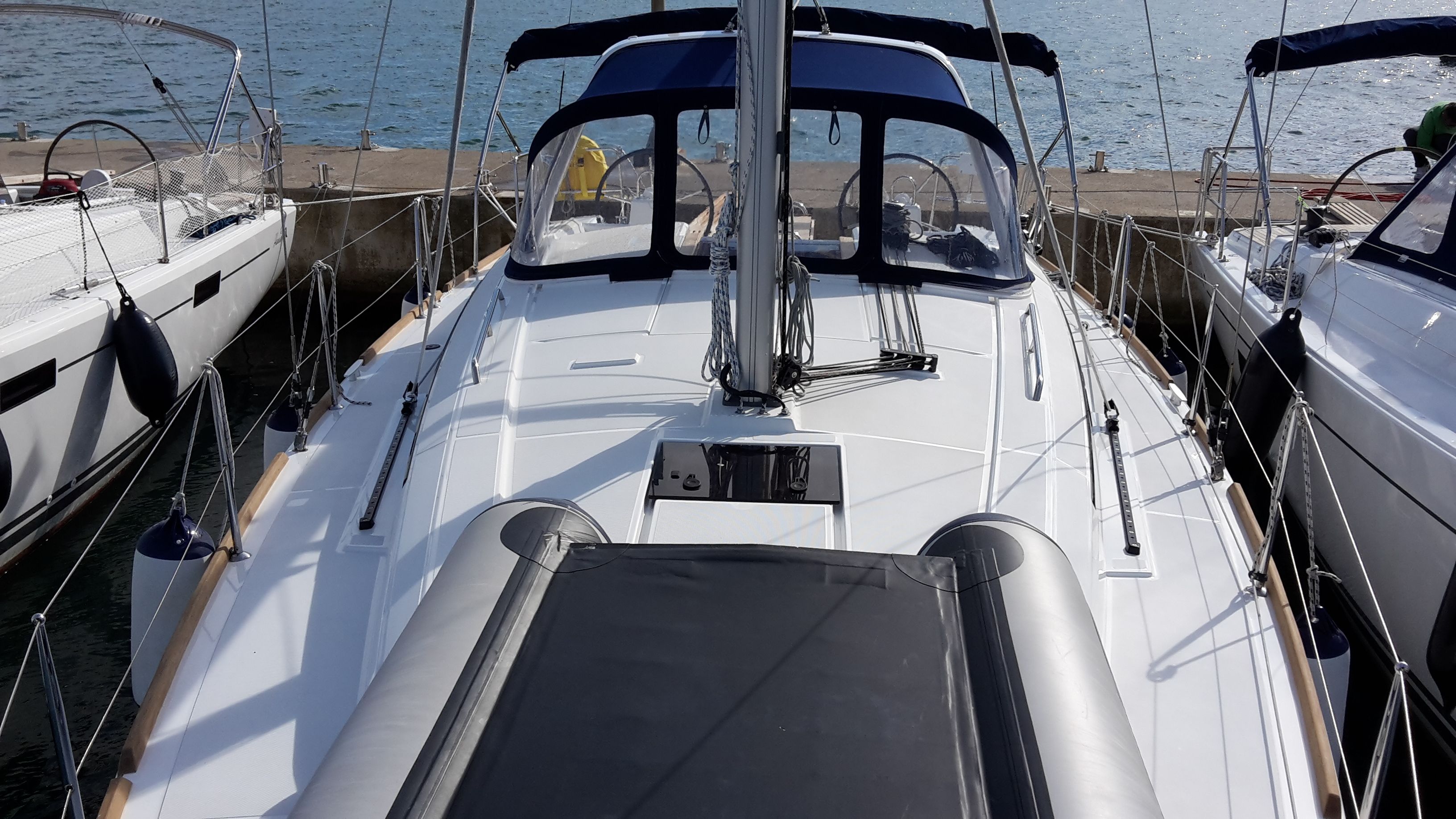 Oceanis 38