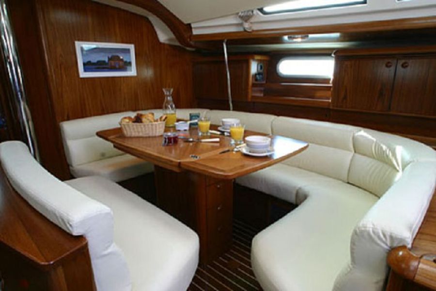 Sun Odyssey 49
