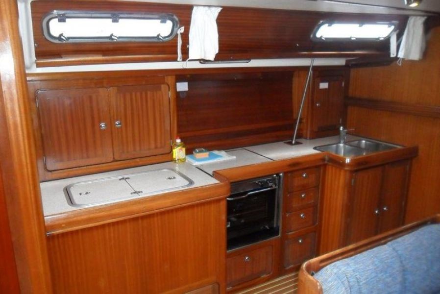 Bavaria 47