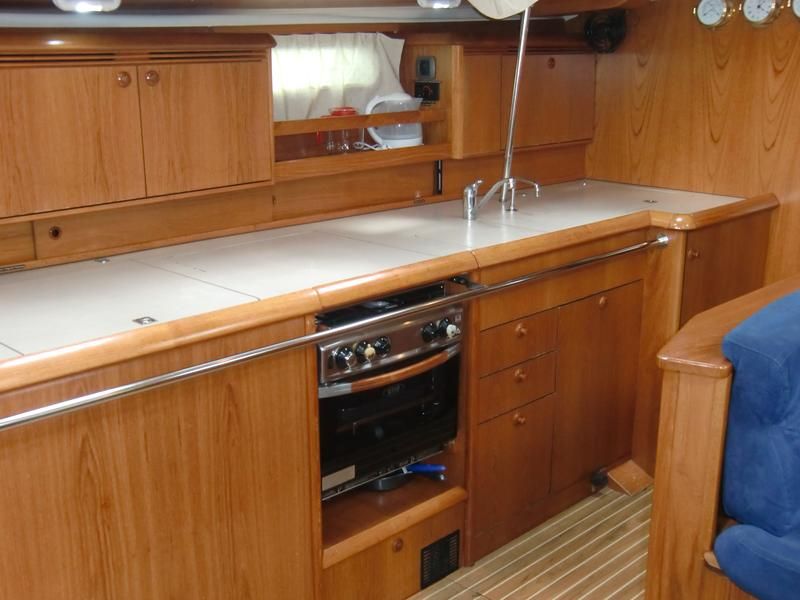 Sun Odyssey 49