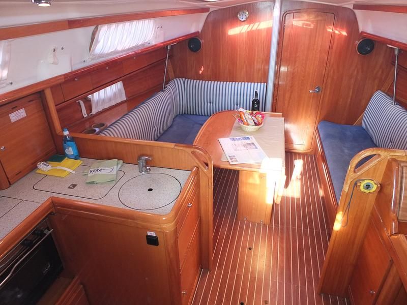 Bavaria 33 Cruiser