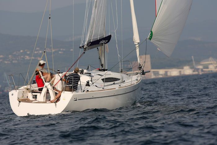Elan 340