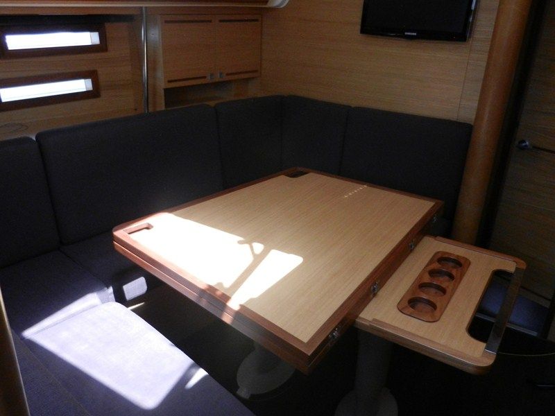 Elan 444 Impression