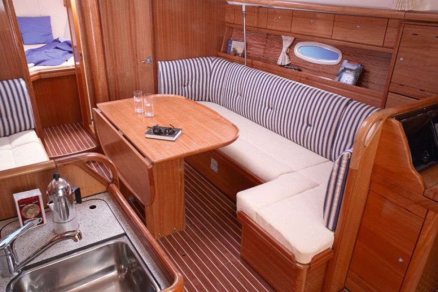 Bavaria 37 Cruiser