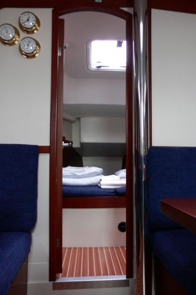 Hanse 370