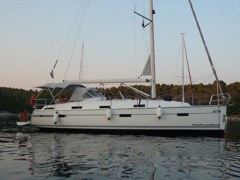 Bavaria Cruiser 36 