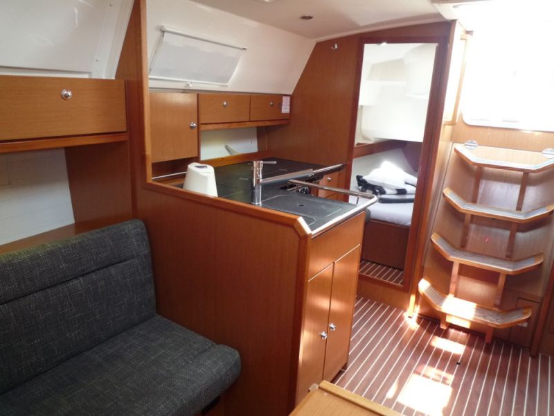 Bavaria Cruiser 36 