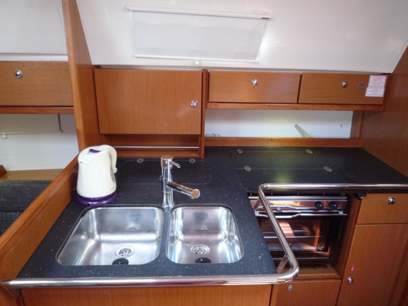 Bavaria Cruiser 36 