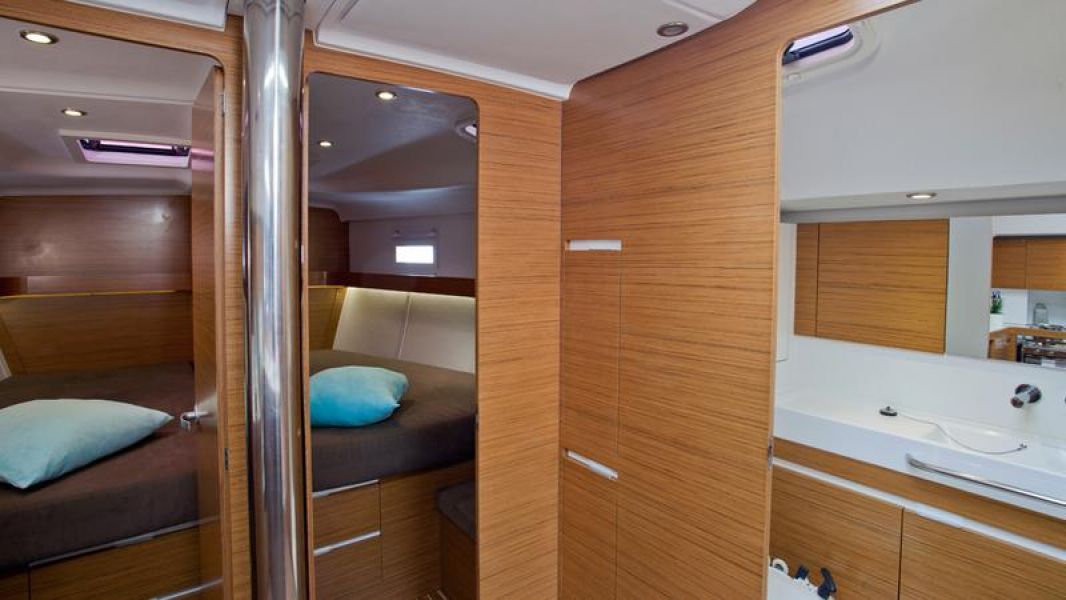 Elan 494 Impression