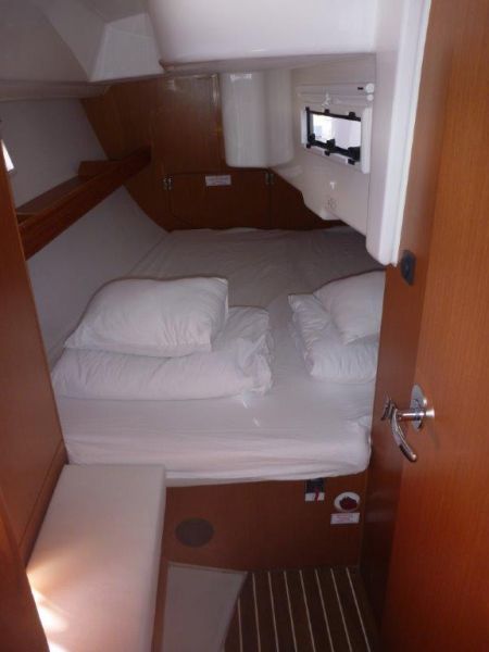 Bavaria Cruiser 33