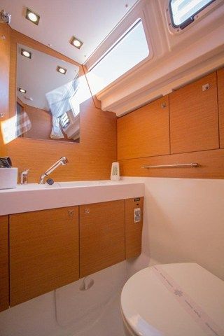 Sun Odyssey 469 