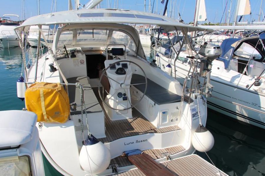 Bavaria Cruiser 36 