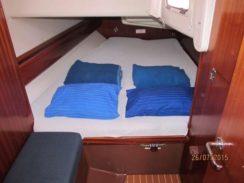 Bavaria 44