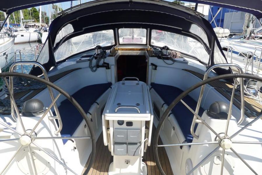 Bavaria 49