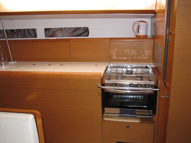 Sun Odyssey 469