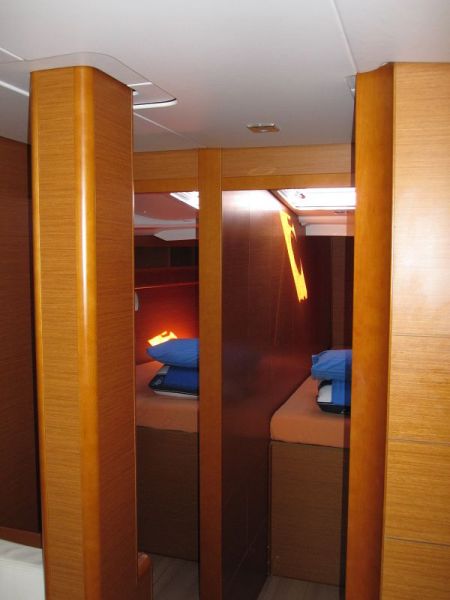 Sun Odyssey 469