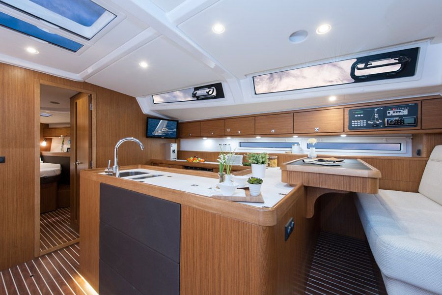 Bavaria 56 Cruiser - 5 + 1 cab
