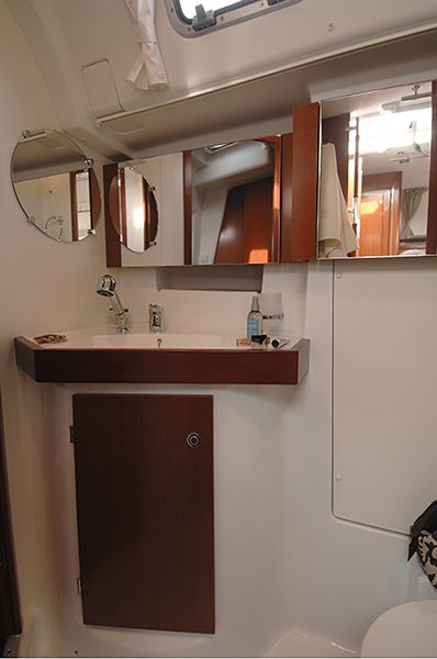 Oceanis 50 Family - 6 cab