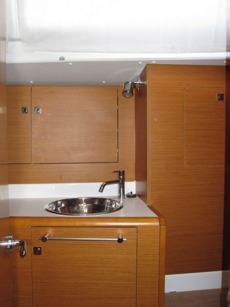 Sun Odyssey 409