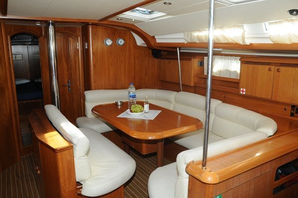 Sun Odyssey 49