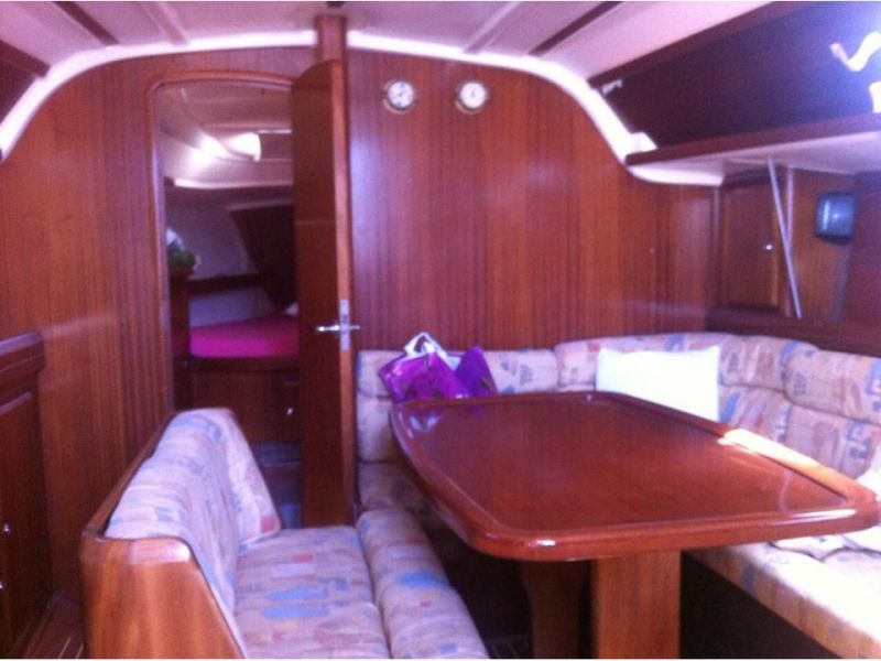 Bavaria 38