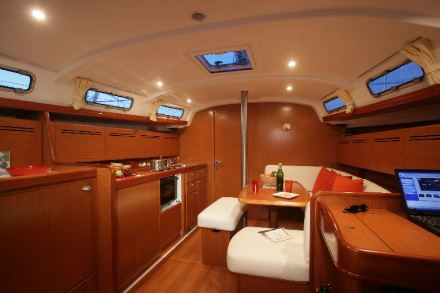 Beneteau Cyclades 434