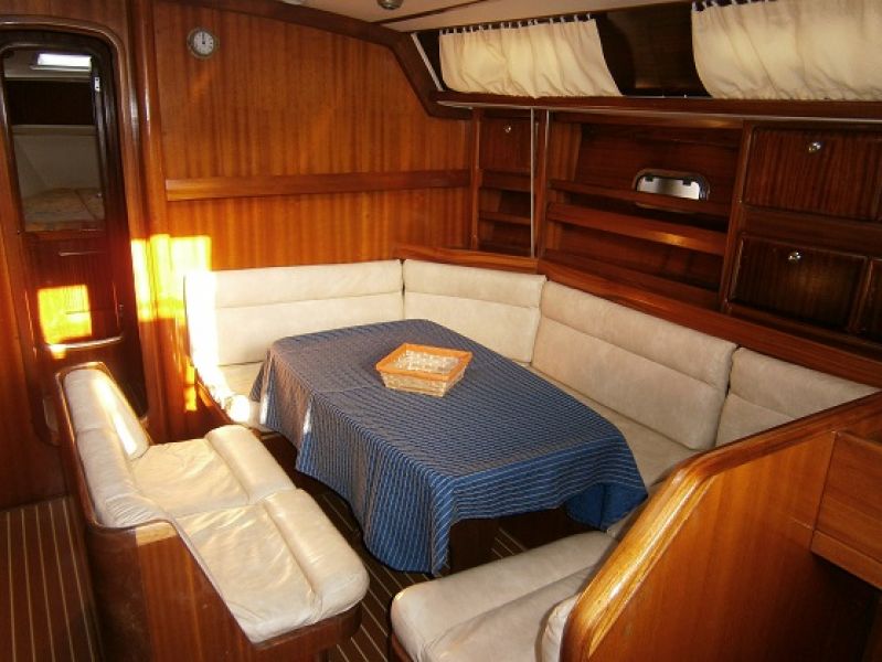 Bavaria 42