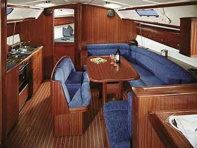Bavaria 38
