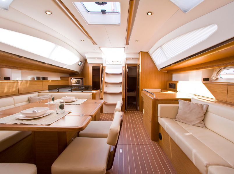 Sun Odyssey 50 DS LUX