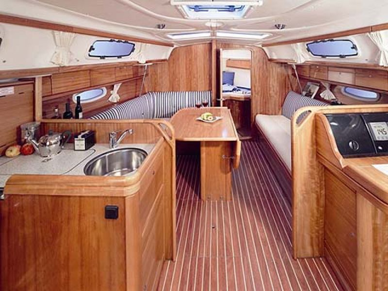 BAVARIA 33 C 