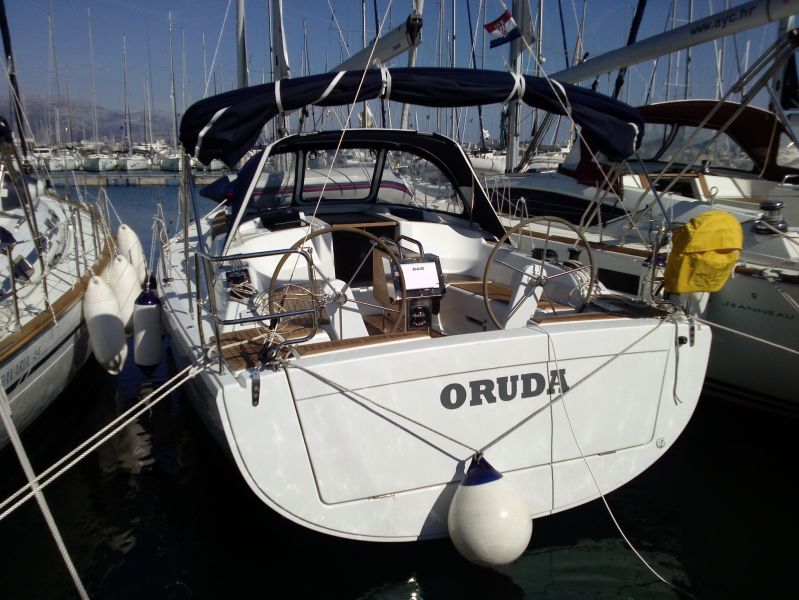 Hanse 345