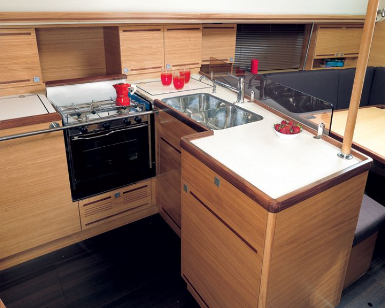 Elan 444 Impression-4 cabins