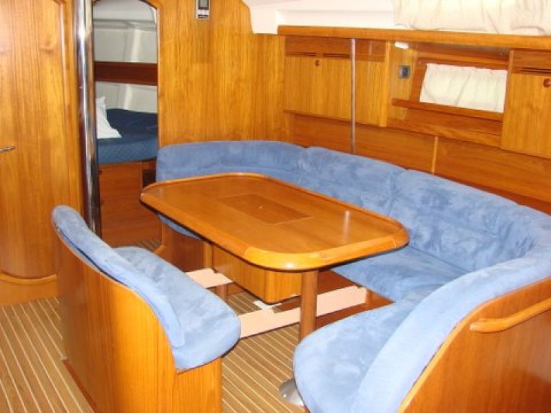 Sun Odyssey 45