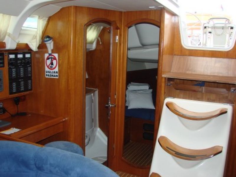 Sun Odyssey 45
