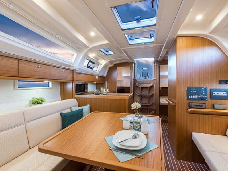 Bavaria 37 Cruiser