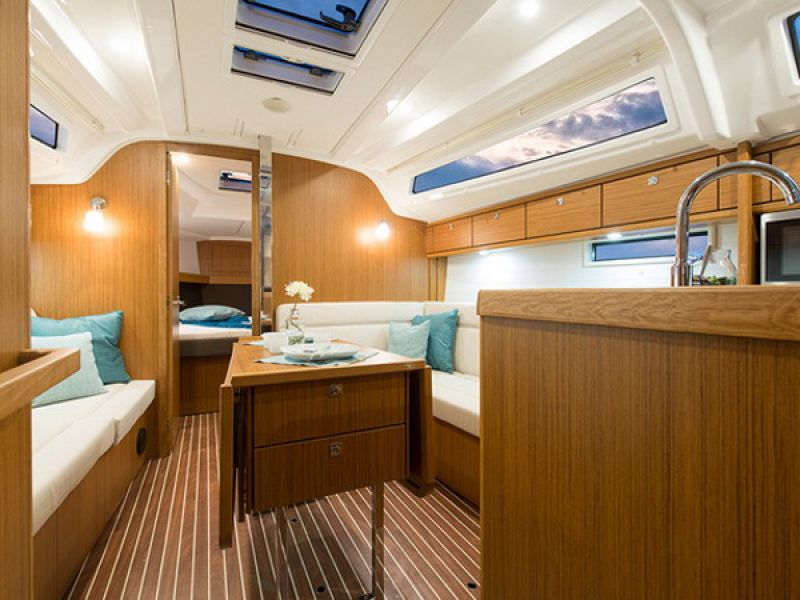 Bavaria 37 Cruiser
