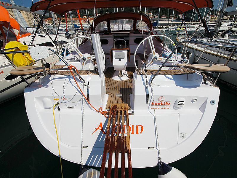 Elan 444 Impression