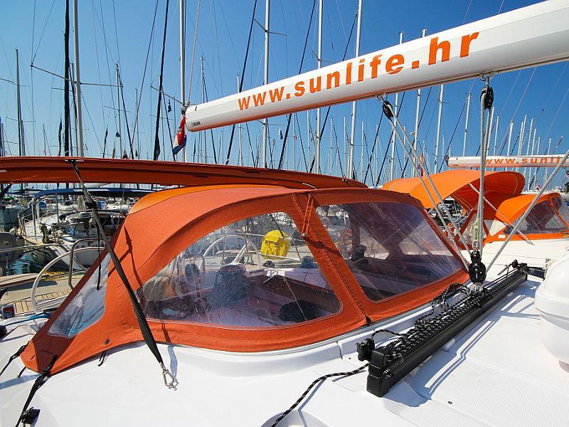 Elan 444 Impression