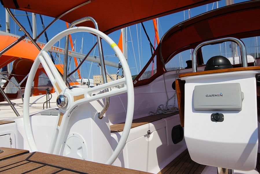 Elan 444 Impression