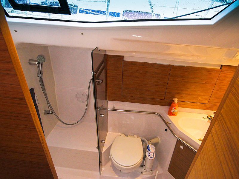 Elan 444 Impression