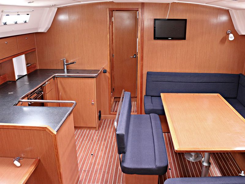 BAVARIA C 50 BT