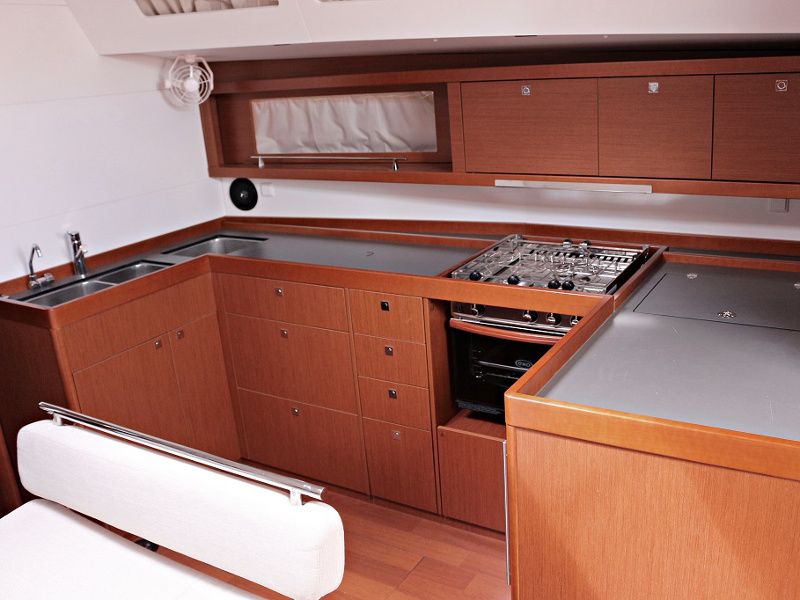 OCEANIS 48 BT