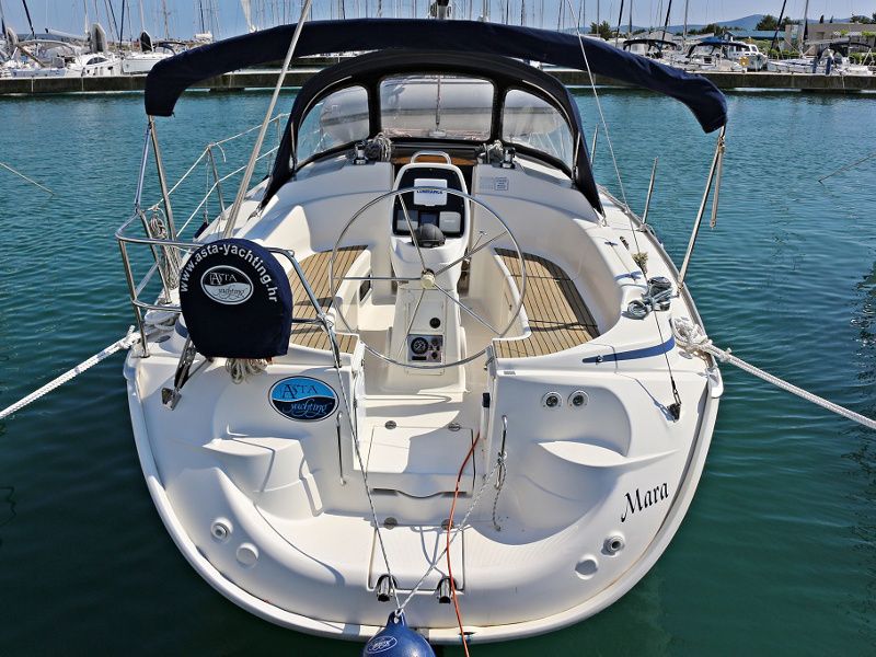BAVARIA 33 C 