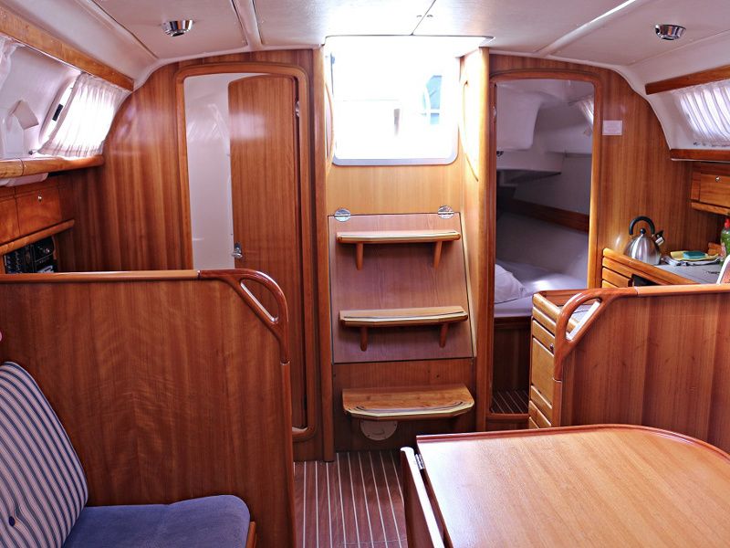 BAVARIA 33 C 