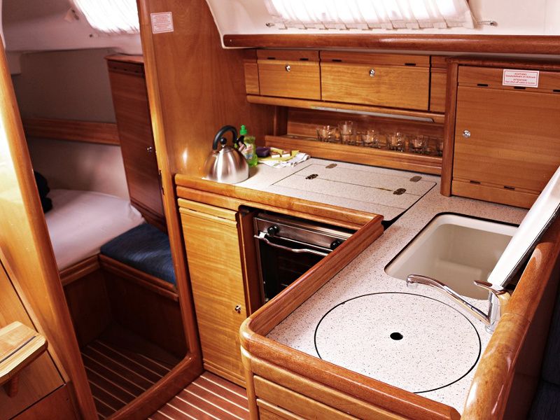 BAVARIA 33 C 